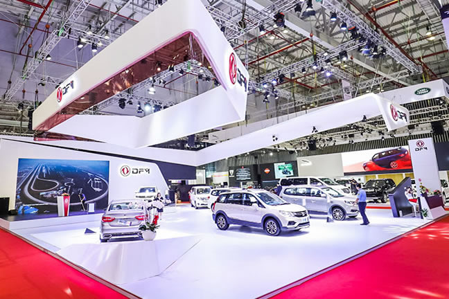 Guider l’avenir  Toute la série de modèles de Dongfeng s'est montrée en public dans le Salon d'automobile de Shanghai
